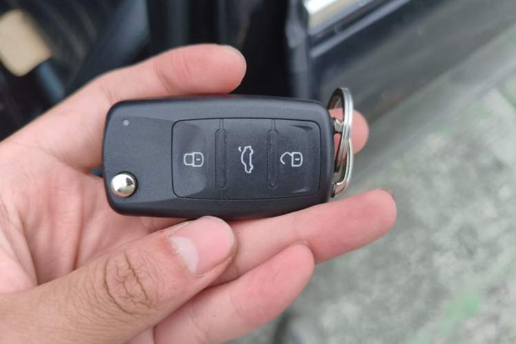 Used Volkswagen Lavida 2013 1.4 TSI DSG Luxury Navigation Edition Vehicle Key