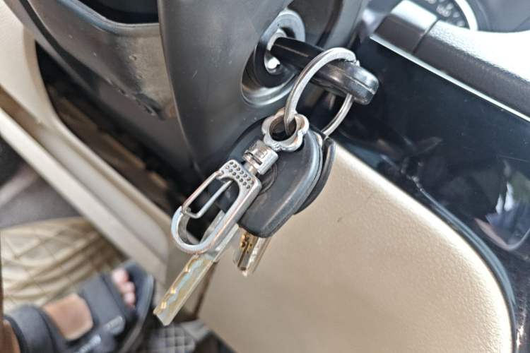 Used Volkswagen Lavida 2013 Classic 1.6L Automatic Fashion Edition Vehicle Key