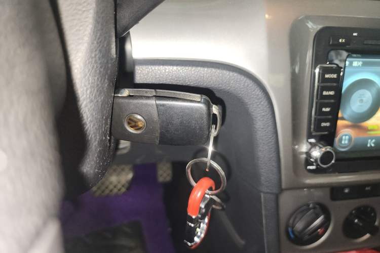 Used Volkswagen Lavida 2013 Revised Classic 1.6L Automatic Fashion Edition Vehicle Key