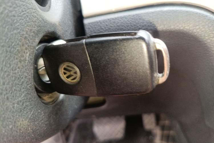 Used Volkswagen Lavida 2013 Revised Classic 1.6L Automatic Fashion Edition Vehicle Key