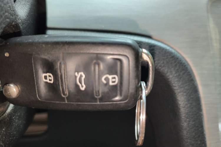 Used Volkswagen Lavida 2013 Revised Version 1.4 TSI DSG Comfort Edition Vehicle Key