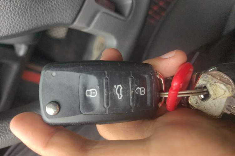 Used Volkswagen Lavida 2013 Restyled Classic 1.6L Automatic Comfort Edition Vehicle Key