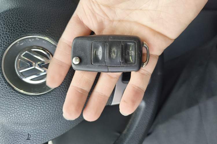 Used Volkswagen Lavida 2013 1.6L Manual Fashion Edition Vehicle Key