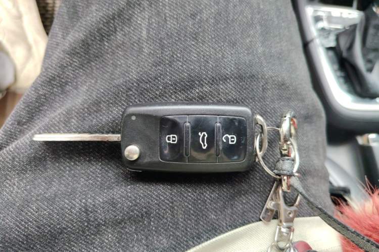 Used Volkswagen Lavida 2013 Restyled Classic 1.6L Automatic Comfort Edition Vehicle Key