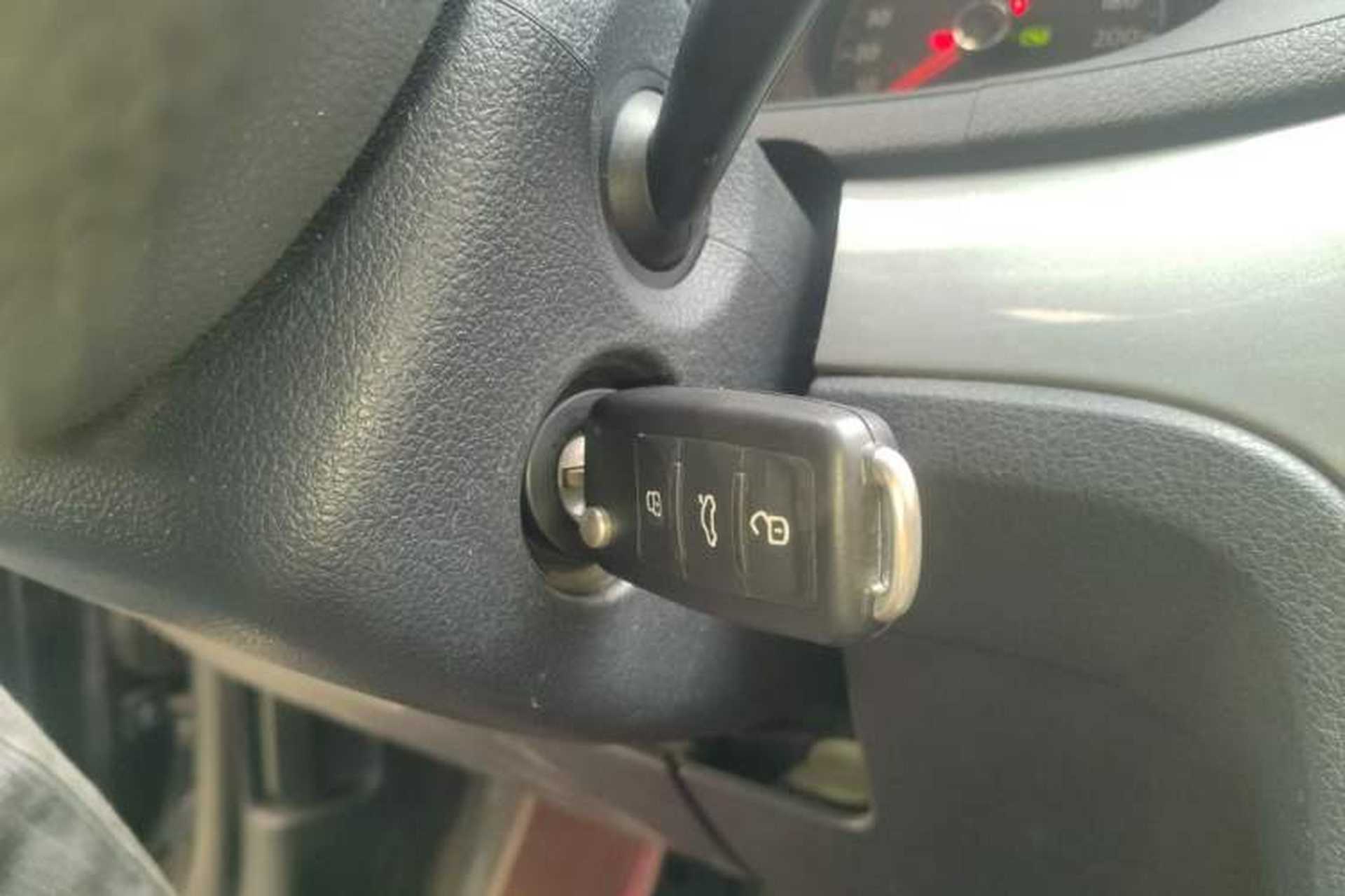 Used Volkswagen Lavida 2013 1.6L Automatic Fashion Edition Vehicle Key