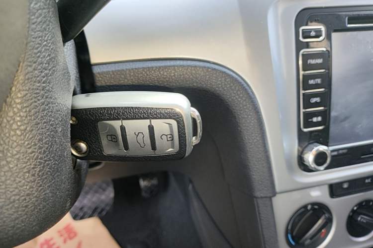 Used Volkswagen Lavida 2013 Revised Classic 1.6L Automatic Fashion Edition Vehicle Key