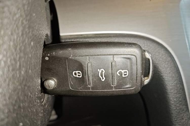 Used Volkswagen Lavida 2013 Restyled Classic 1.6L Automatic Comfort Edition Vehicle Key