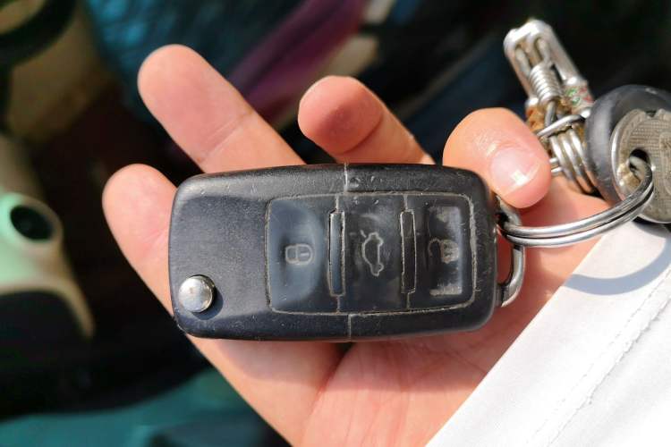 Used Volkswagen Lavida 2013 Classic 1.6L Manual Fashion Edition Vehicle Key