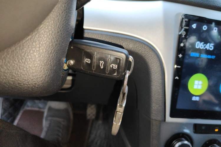 Used Volkswagen Lavida 2013 Revised Classic 1.6L Automatic Fashion Edition Vehicle Key