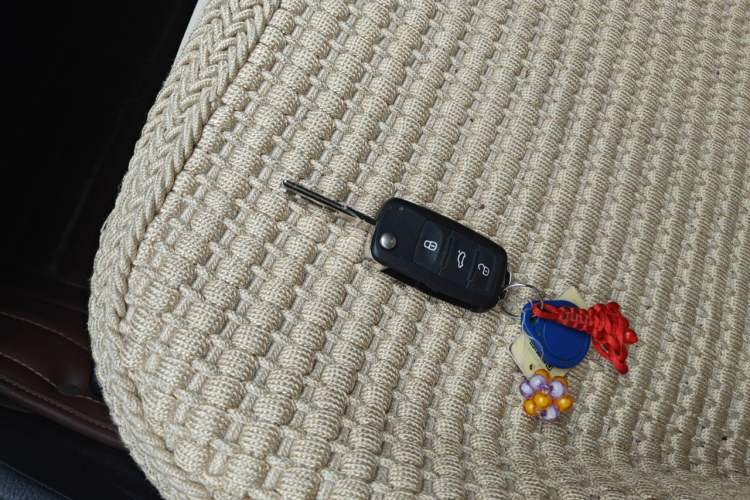 Used Volkswagen Lavida 2013 1.6L Manual Comfort Edition Vehicle Key