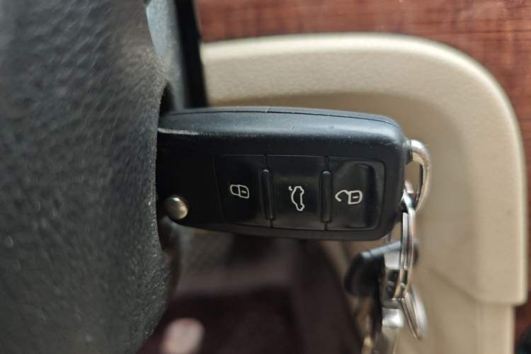 Used Volkswagen Lavida 2013 Revised Version 1.4 TSI DSG Comfort Edition Vehicle Key