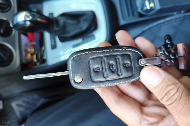 Used Volkswagen Lavida 2013 Revised Classic 1.6L Automatic Fashion Edition Vehicle Key