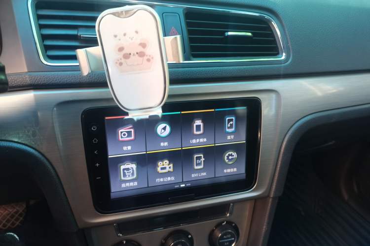 Used Volkswagen Lavida 2013 1.4TSI DSG Comfort Edition Audio And AC Panel