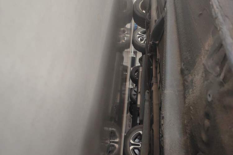 Used Volkswagen Lavida 2013 1.6L Automatic Comfort Edition Chassis Front Right