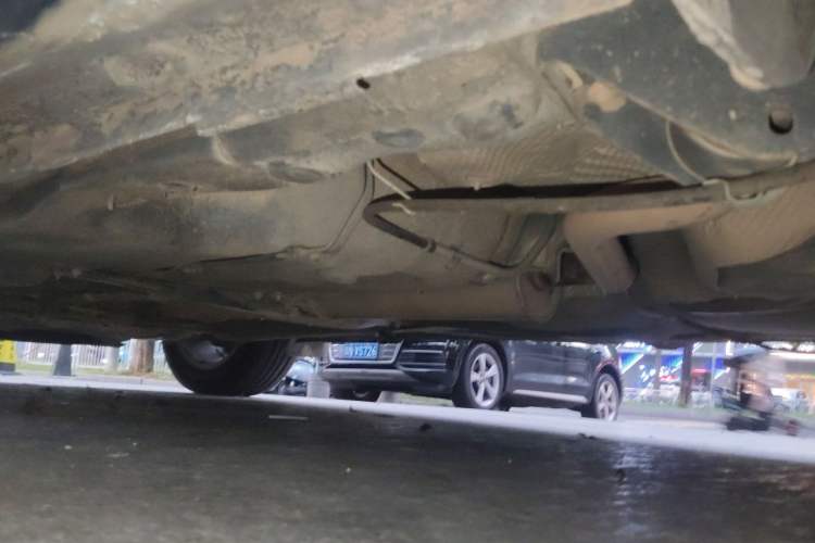Used Volkswagen Lavida 2013 1.6L Automatic Comfort Edition Chassis Rear Left