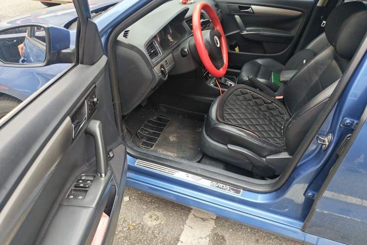 Used Volkswagen Lavida 2013 1.4TSI DSG Comfort Edition Driver Seat