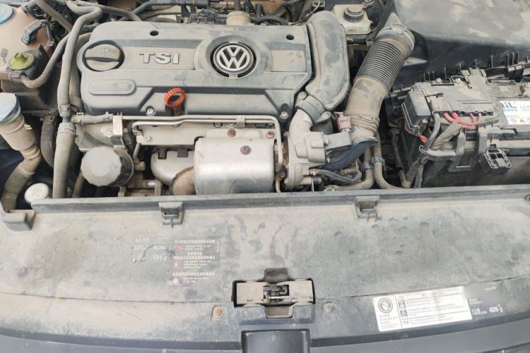 Used Volkswagen Lavida 2013 1.4TSI DSG Luxury Edition Engine Bay
