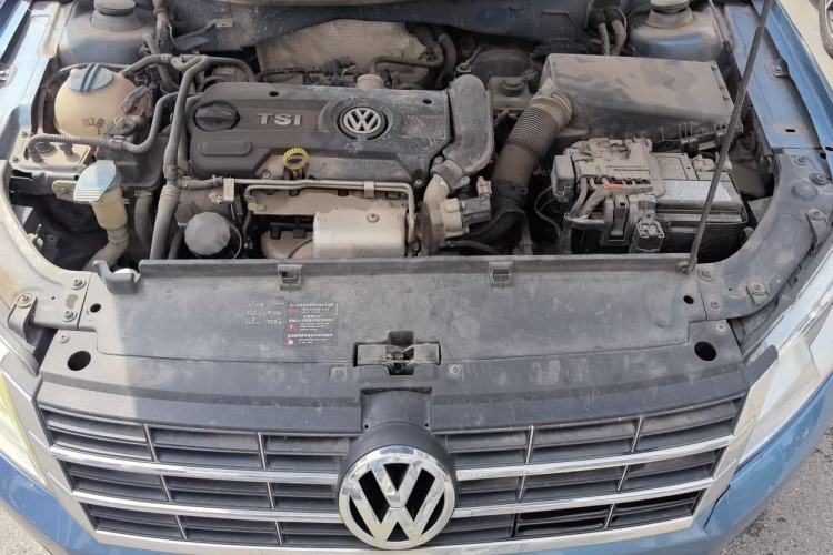 Used Volkswagen Lavida 2013 1.4TSI Manual Comfort Edition Engine Bay