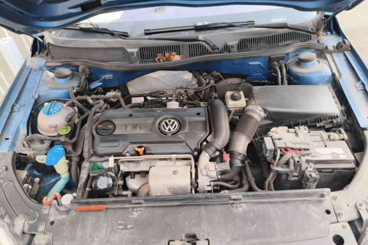 Used Volkswagen Lavida 2013 1.4TSI DSG Comfort Edition Engine Bay