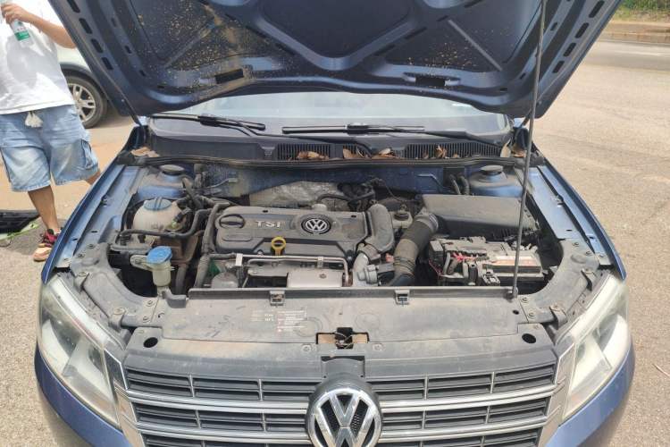 Used Volkswagen Lavida 2013 1.4TSI DSG Luxury Edition Engine Bay