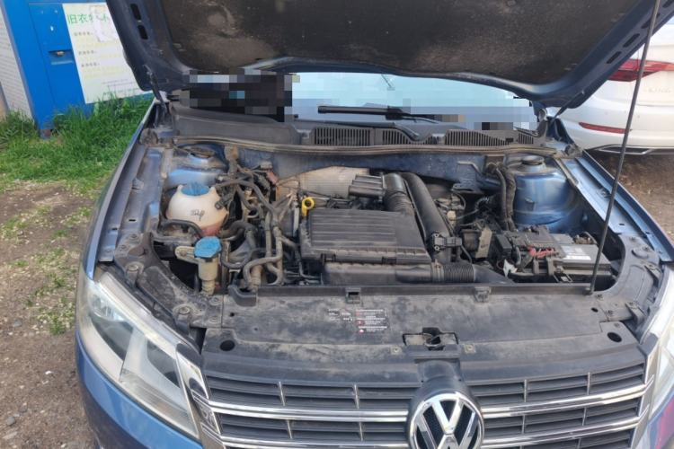 Used Volkswagen Lavida 2013 Revised Version 1.4 TSI DSG Luxury Edition Engine Bay Right