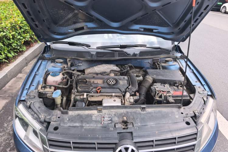 Used Volkswagen Lavida 2013 1.4TSI DSG Comfort Edition Engine Bay