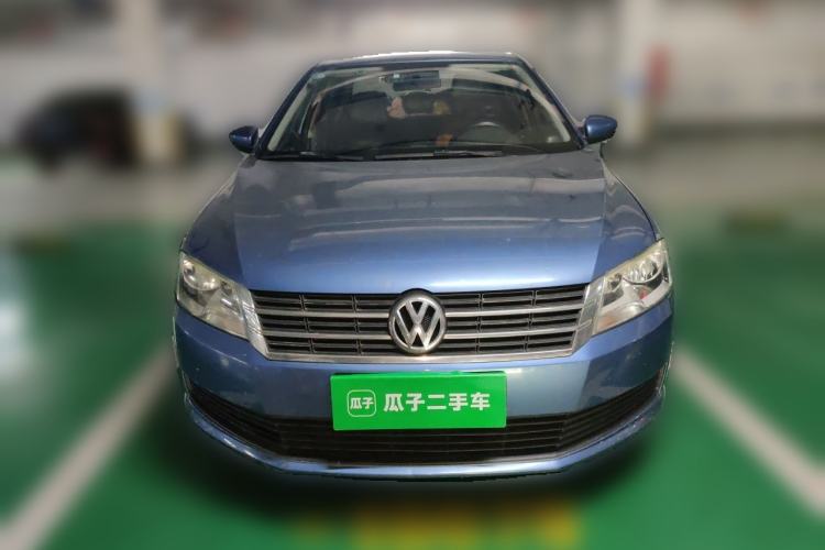 Used Volkswagen Lavida 2013 1.6L Manual Fashion Edition Front
