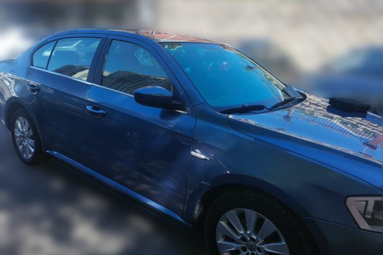Used Volkswagen Lavida 2013 1.4TSI DSG Comfort Edition Front Right 45 Deg