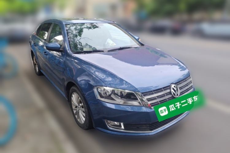 Used Volkswagen Lavida 2013 1.6L Automatic Luxury Edition Front Right 45 Deg