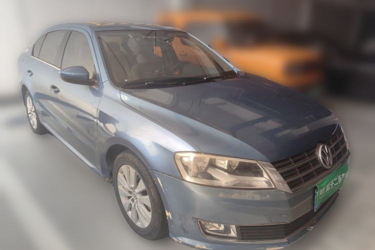 Used Volkswagen Lavida 2013 1.6L Automatic Comfort Edition Front Right 45 Deg