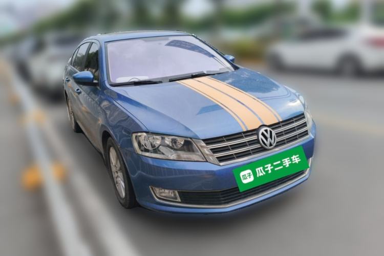 Used Volkswagen Lavida 2013 1.4TSI DSG Comfort Edition Front Right 45 Deg