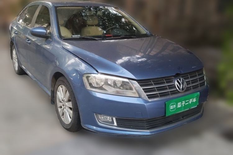 Used Volkswagen Lavida 2013 1.6L Automatic Comfort Edition Front Right 45 Deg