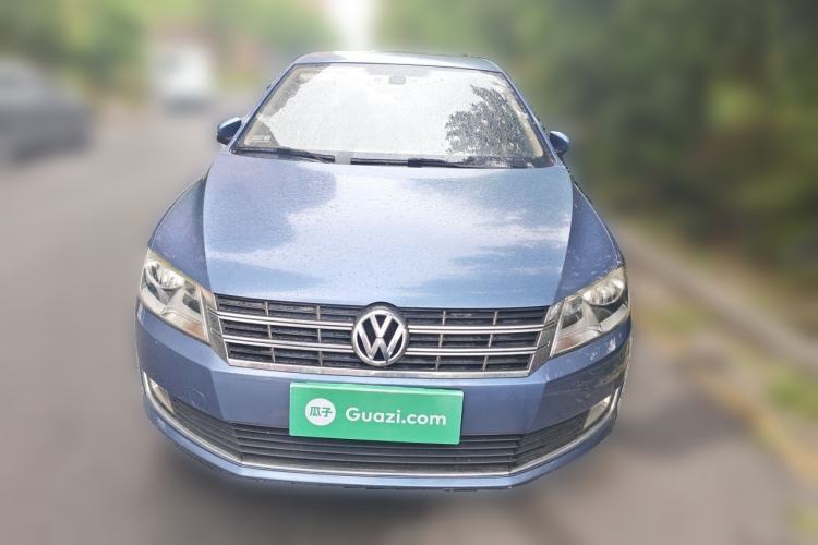 Used Volkswagen Lavida 2013 Revised Version 1.6L Automatic Luxury Edition Front