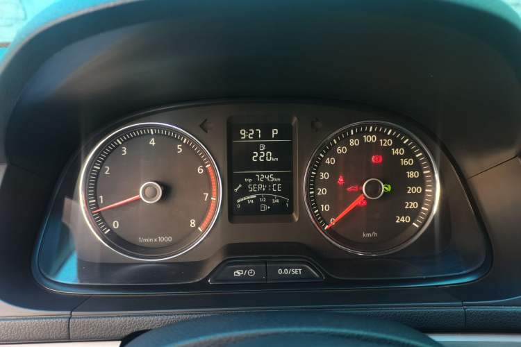 Used Volkswagen Lavida 2013 1.4TSI DSG Comfort Edition Instrument Cluster
