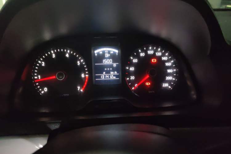 Used Volkswagen Lavida 2013 1.6L Manual Fashion Edition Instrument Cluster