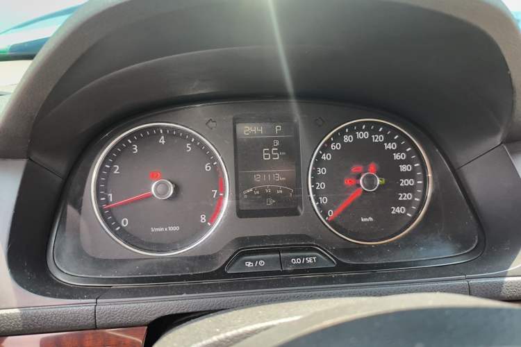Used Volkswagen Lavida 2013 Restyled Classic 1.6L Automatic Comfort Edition Instrument Cluster