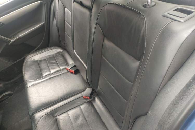 Used Volkswagen Lavida 2013 Revised Version 1.4 TSI DSG Comfort Edition Interior 4