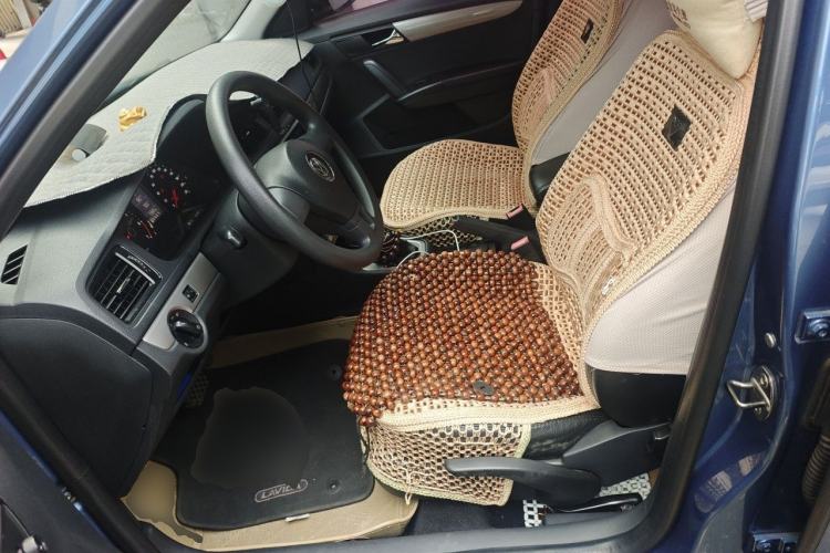 Used Volkswagen Lavida 2013 1.6L Automatic Fashion Edition Left Front Seat