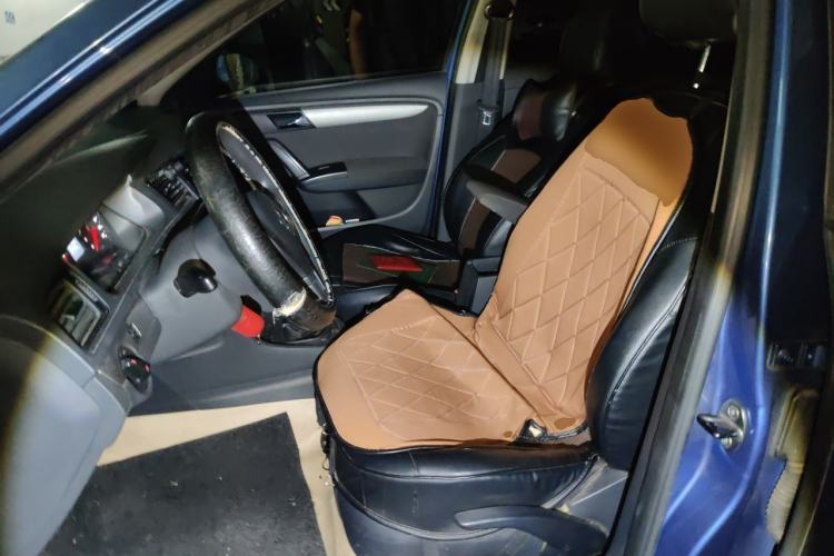 Used Volkswagen Lavida 2013 1.6L Manual Fashion Edition Left Front Seat
