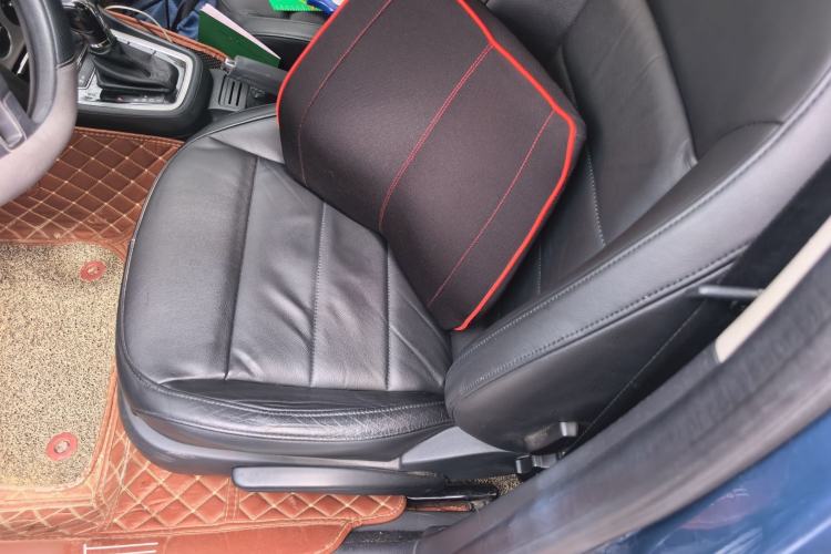 Used Volkswagen Lavida 2013 1.4TSI DSG Comfort Edition Left Front Seat