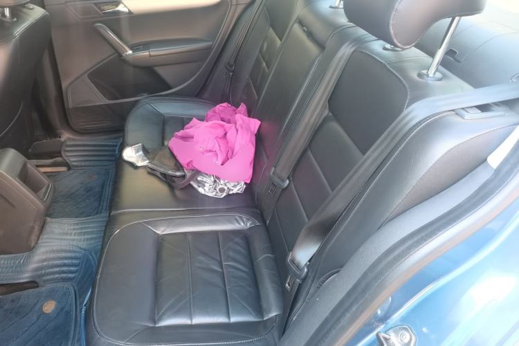 Used Volkswagen Lavida 2013 1.4TSI DSG Comfort Edition Left Rear Seat