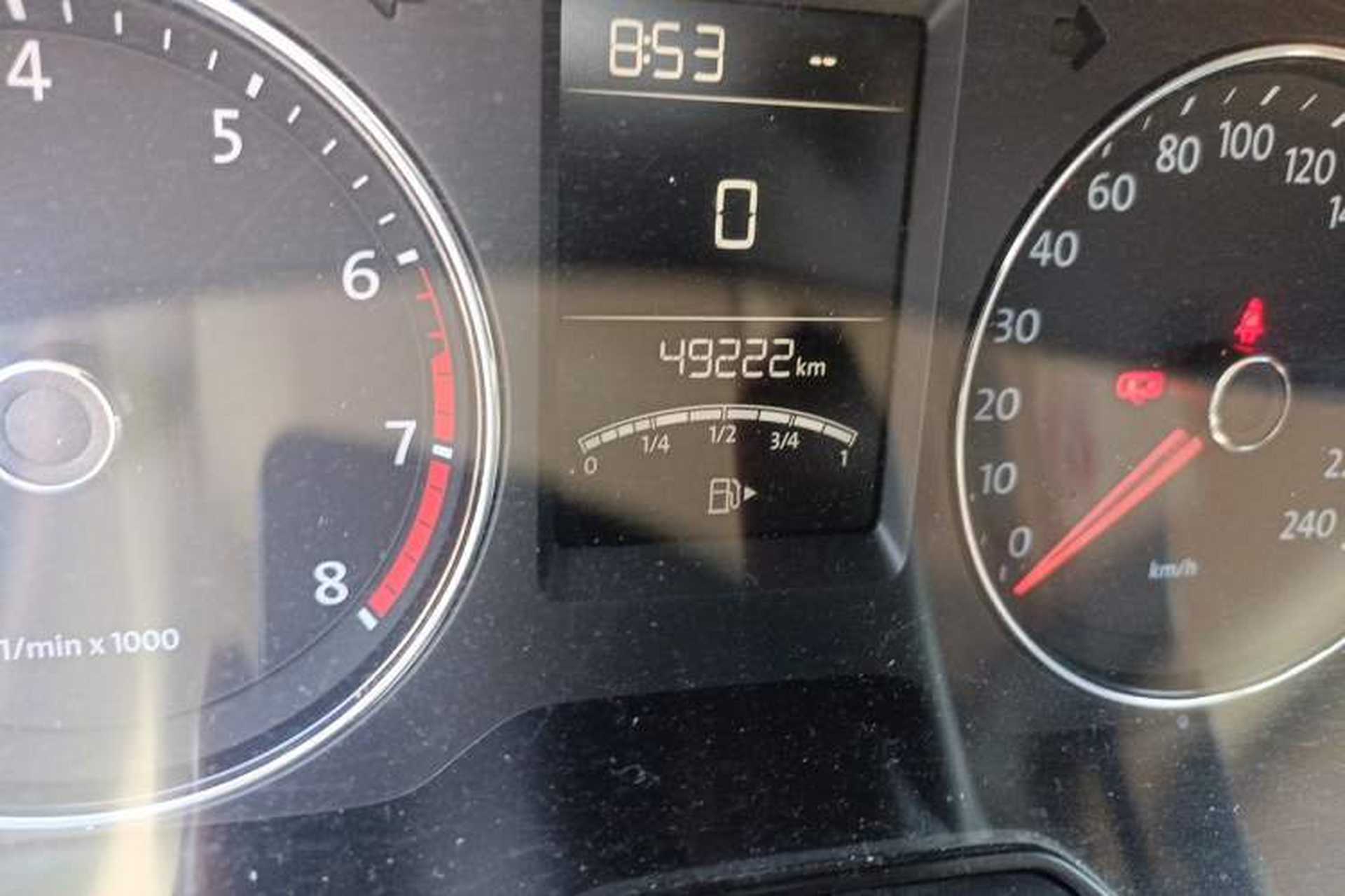 Used Volkswagen Lavida 2013 1.6L Automatic Luxury Edition Odometer Close Up
