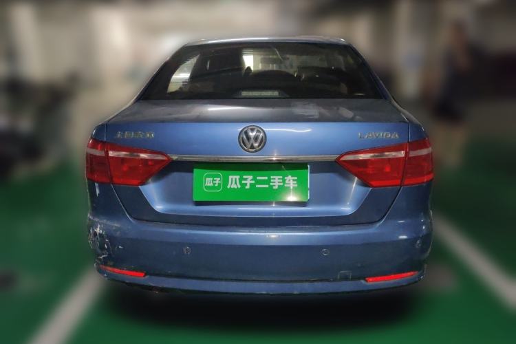 Used Volkswagen Lavida 2013 1.6L Manual Fashion Edition Rear