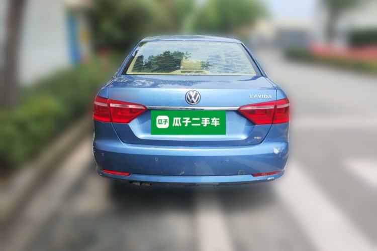 Used Volkswagen Lavida 2013 1.4TSI DSG Luxury Edition Rear