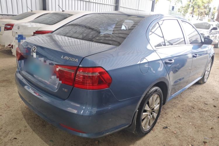 Used Volkswagen Lavida 2013 Revised Version 1.4 TSI DSG Comfort Edition Rear Right 45 Deg