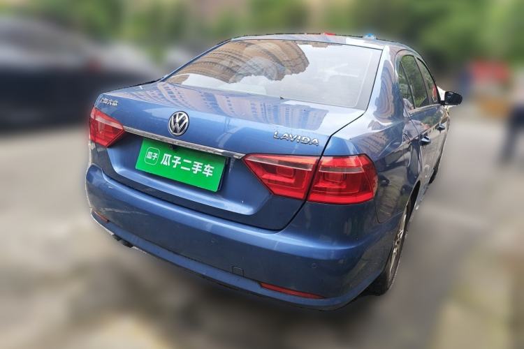 Used Volkswagen Lavida 2013 1.4TSI DSG Comfort Edition Rear Right 45 Deg