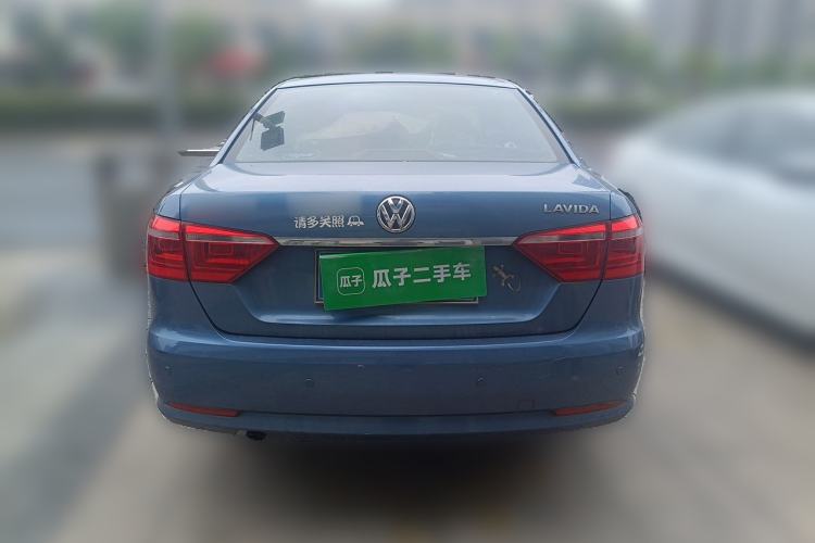 Used Volkswagen Lavida 2013 1.6L Automatic Fashion Edition Rear