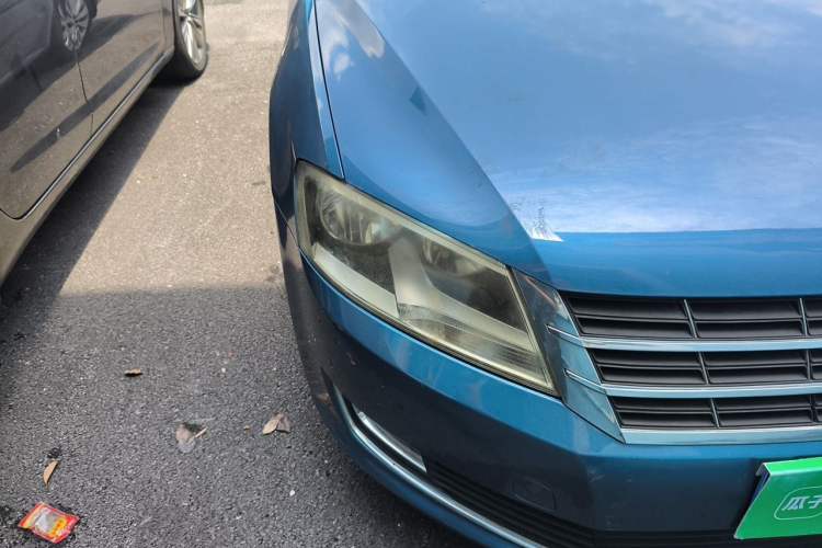Used Volkswagen Lavida 2013 Restyled Classic 1.6L Automatic Comfort Edition Right Front Headlight