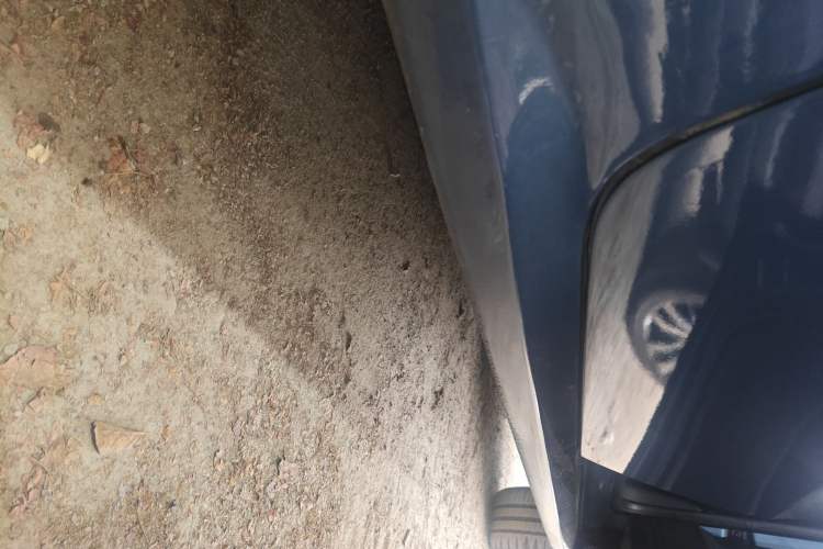 Used Volkswagen Lavida 2013 Revised Version 1.4 TSI DSG Comfort Edition Right Side Sill