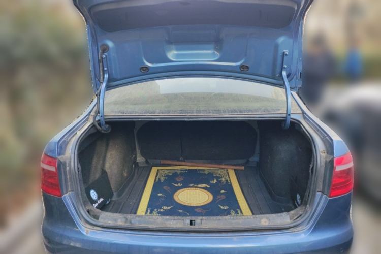 Used Volkswagen Lavida 2013 1.4TSI DSG Comfort Edition Trunk
